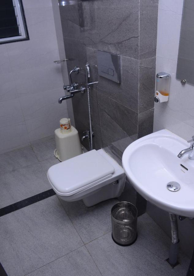 The Hotel Relax Kankavli Kankavali Εξωτερικό φωτογραφία
