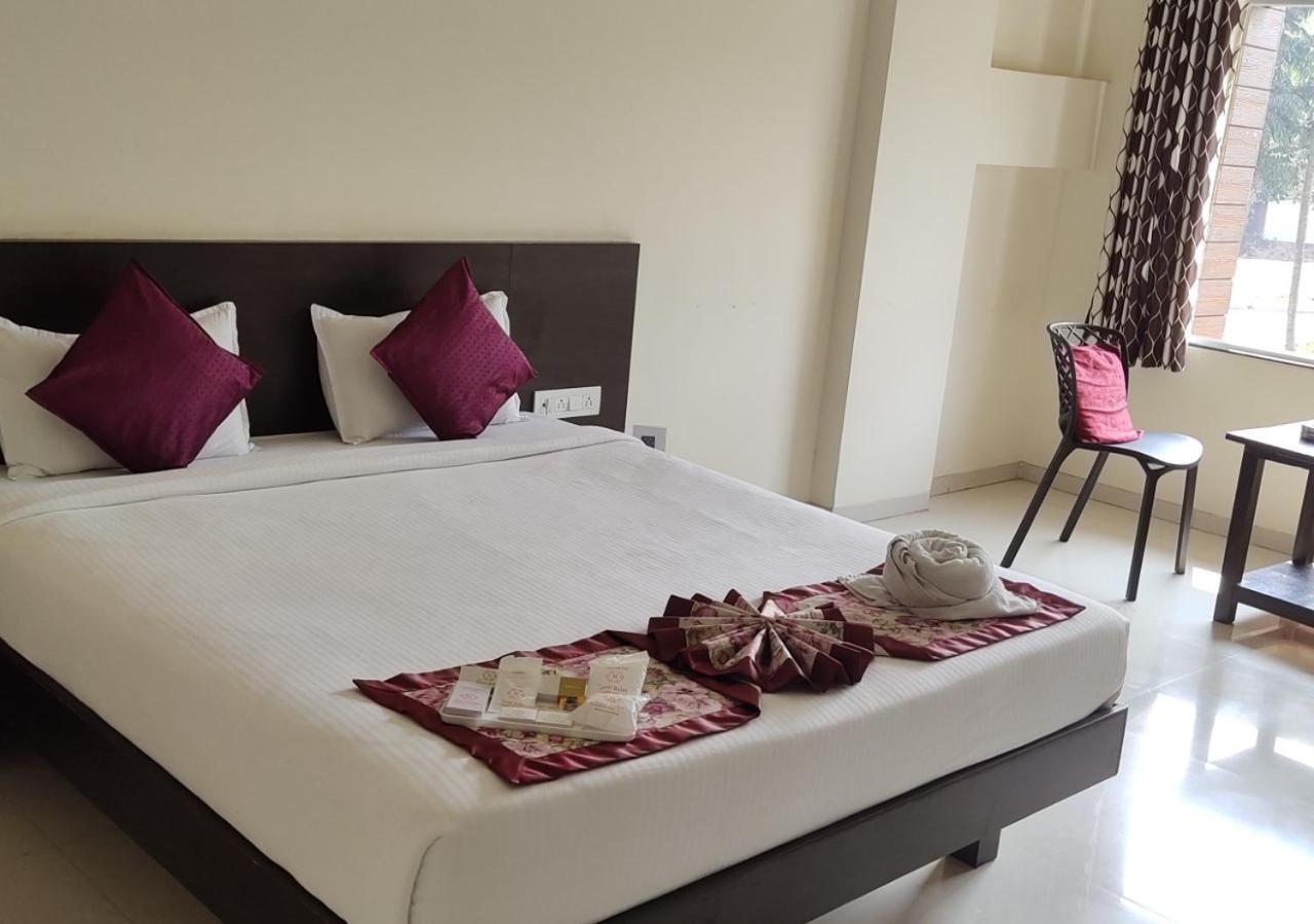 The Hotel Relax Kankavli Kankavali Εξωτερικό φωτογραφία