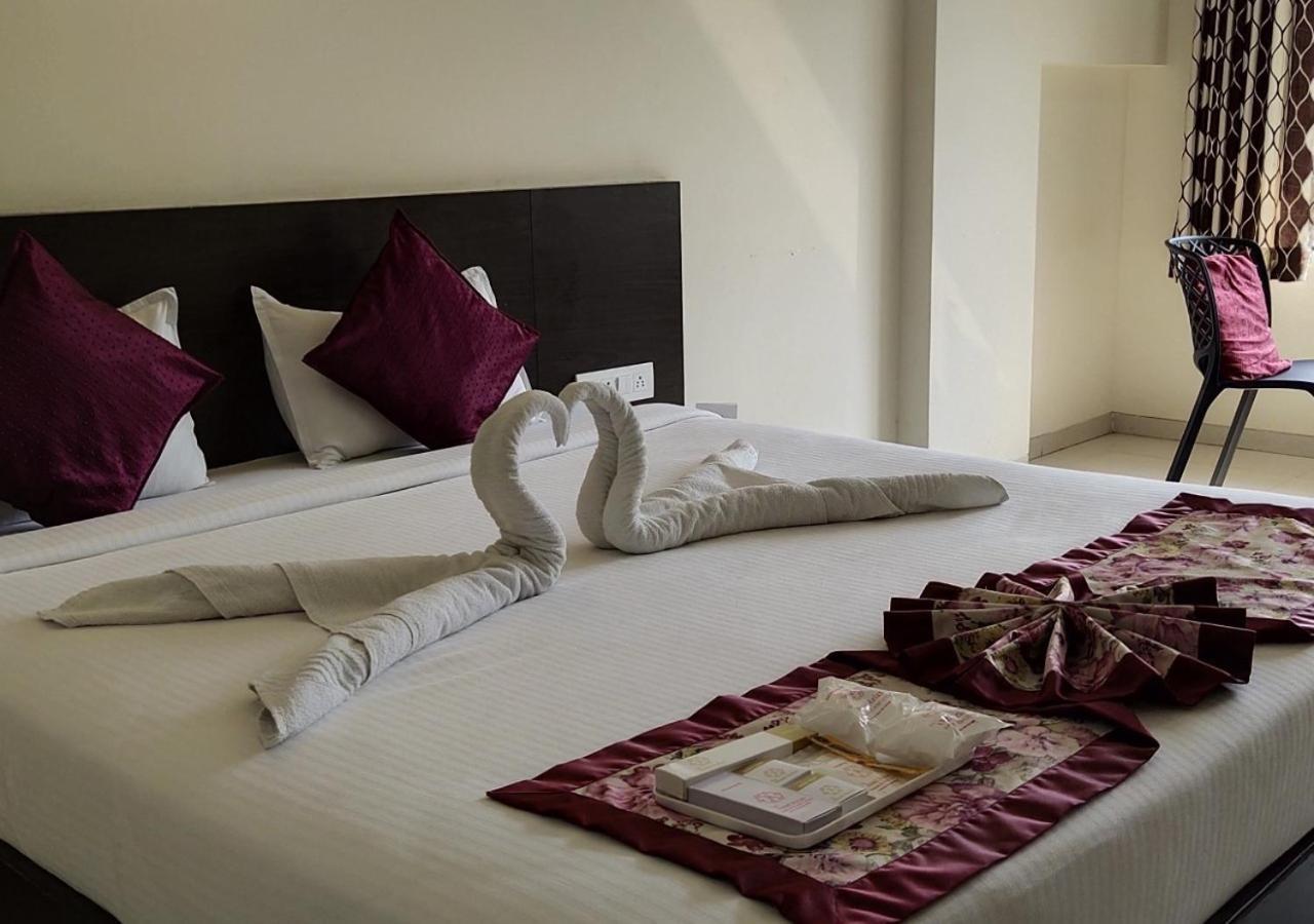The Hotel Relax Kankavli Kankavali Εξωτερικό φωτογραφία