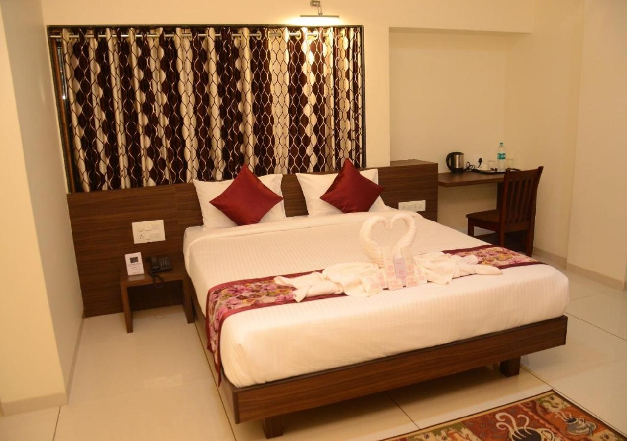 The Hotel Relax Kankavli Kankavali Εξωτερικό φωτογραφία
