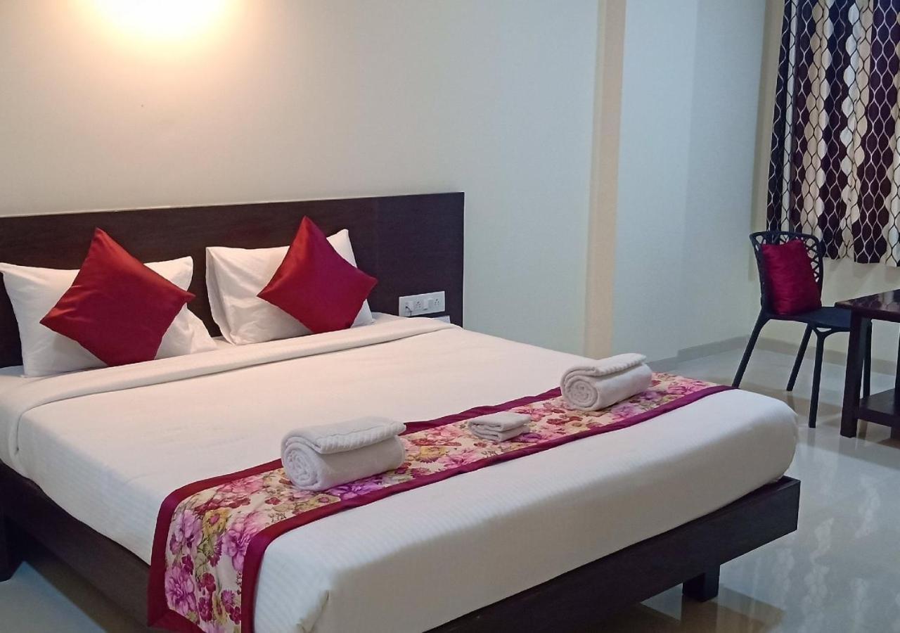 The Hotel Relax Kankavli Kankavali Εξωτερικό φωτογραφία