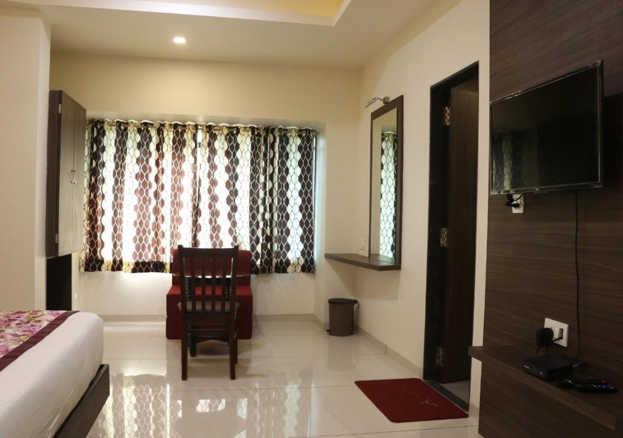 The Hotel Relax Kankavli Kankavali Εξωτερικό φωτογραφία